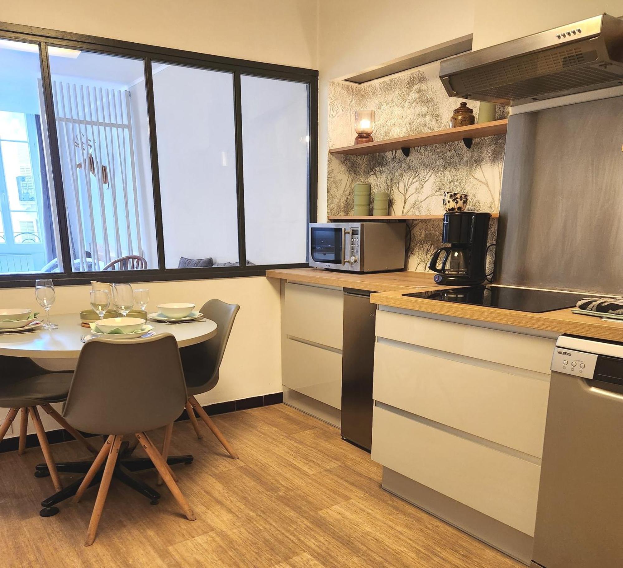 Appartements Epicurieux Hyper Centre Ville, Calme - Sejouraixlesbains อิกซ์เลส์แบ็งส์ ห้อง รูปภาพ